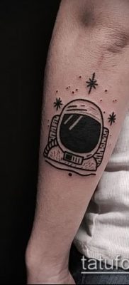 Fotó egy rakéta tetoválásról - 18072017 - példa - 133 Tattoo rakéta