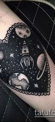 Fénykép egy rakéta tetoválásról - 18072017 - példa - 136 Tattoo rakéta