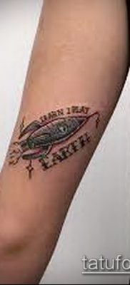 Fotó egy rakéta tetoválásról - 18072017 - példa - 142 Tattoo rakéta