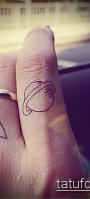 Fotó egy rakéta tetoválásról - 18072017 - példa - 143 Tattoo rakéta