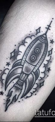 Fotó egy rakéta tetoválásról - 18072017 - példa - 144 Tattoo rakéta