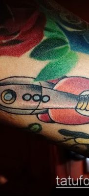 Fénykép egy rakéta tetoválásról - 18072017 - példa - 156 Tattoo rakéta