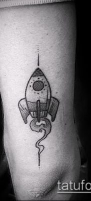 Fotó egy rakéta tetoválásról - 18072017 - példa - 163 Tattoo rakéta