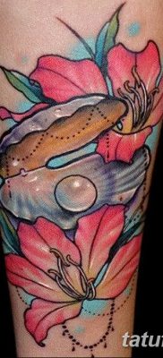 fotó egy kagylótetoválásról, kelt 2017. 08. 19 -én, 166. szám - Tetoválóhéj_