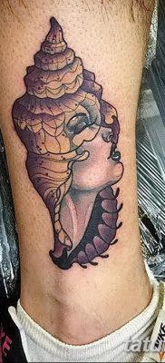 fotó egy kagylótetoválásról, kelt 2017.08.19. 170. szám - Tetoválóhéj_