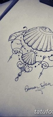 fotó egy kagylótetoválásról, kelt 2017.08.19. 050. sz. - Tetoválóhéj_