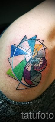 Снимка на татуировка на черупка за статия за значението на черупка в татуировка - tatufoto.ru - 2