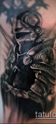 tatuaż rycerski numer 344 - unikalna wersja wzoru, którą można z powodzeniem wykorzystać do obróbki i aplikacji jako tatuaż na twarz rycerza