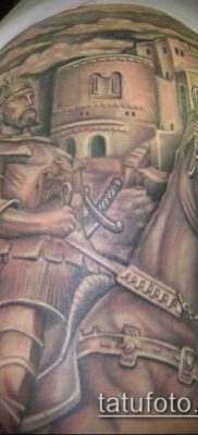 tatuaż rycerski #460 to ciekawa wersja wzoru, który można z powodzeniem wykorzystać do przekształcenia i zastosowania jako tatuaż rycerza z mieczem