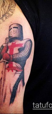 tatuaż rycerza numer 807 - fajna wersja obrazu, który można dobrze wykorzystać do przeróbek i rysowania jako tatuaż anioła rycerza