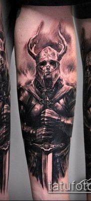 tatuaż rycerski numer 114 - fajna wersja wzoru, który można łatwo wykorzystać do przekształcenia i zastosowania jako tatuaż na ramieniu rycerza