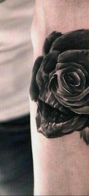 fekete rózsa tetoválás lánynak 2020.02.04. №066 -rózsa tetoválás lánynak-