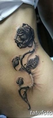 Fotó rózsatetoválásról tövisekkel 2019.06.26. №058 - tüskés rózsás tetoválás -
