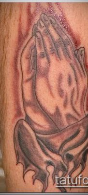 صورة وشم أيدي الصلاة - 12062017 - مثال - 138 وشم يد صلاة