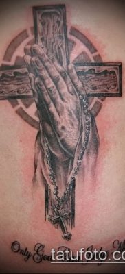 صور وشم يد صلاة - 12062017 - مثال - 168 وشم يد صلاة