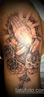 صورة وشم أيدي الصلاة - 12062017 - مثال - 170 وشم أيدي صلاة