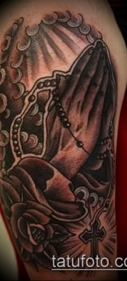 صورة وشم أيدي الصلاة - 12062017 - مثال - 185 وشم أيدي صلاة