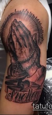 صورة وشم أيدي الصلاة - 12062017 - مثال - 187 وشم صلاة أيدي