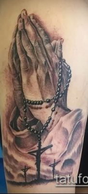 صورة وشم أيدي الصلاة - 12062017 - مثال - 015 وشم أيدي صلاة