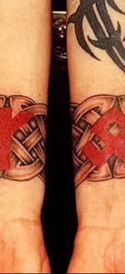 Fotó a tetováló Rúnavilágról, 2018.09.04., №011 - tetováló rúnavilág -