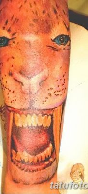 fotó kardfogú tigris tetoválásról, kelt 2017.07.25. №024-Kardfogú tigris