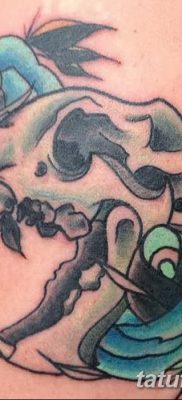 fotó kardfogú tigris tetoválásról, kelt 2017. 07. 25-én №028-Kardfogú tigris