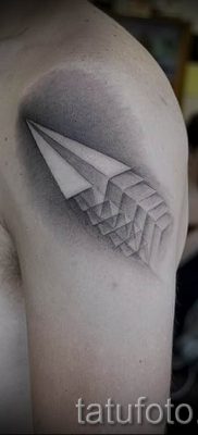 Repülőgépes tetoválás fényképe egy repülővel készült tetoválás jelentéséről szóló cikkhez - tatufoto.ru - 49