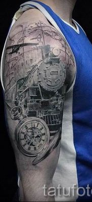 Repülőgépes tetoválás fényképe egy repülővel készült tetoválás jelentéséről szóló cikkhez - tatufoto.ru - 40