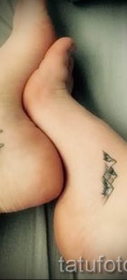 Repülőgépes tetoválás fényképe egy repülővel készült tetoválás jelentéséről szóló cikkhez - tatufoto.ru - 35