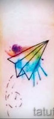 Fénykép egy repülőgép tetoválásról egy cikkhez a repülőgépes tetoválás jelentéséről - tatufoto.ru - 11