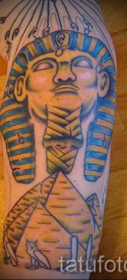 A Szfinx tetoválás hűvös változata - használhatja az egyiptomi Szfinxet tetováláshoz