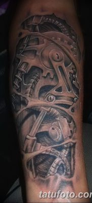 fotó a fogaskerék tetoválásról, kelt 2017.08.01. №082 - fogaskerék tetoválás -