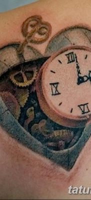 fotó egy fogaskerék tetoválásról, kelt 2017.08.01. №119 - Fogaskerék tetoválás -