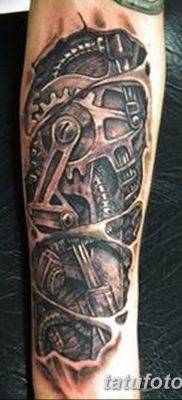 fotó egy fogaskerék tetoválásról, kelt 2017.08.01. # 124 - Fogaskerék tetoválás -