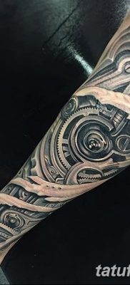 fotó egy fogaskerék tetoválásról, kelt 2017.08.01. №151 - Fogaskerék tetoválás -