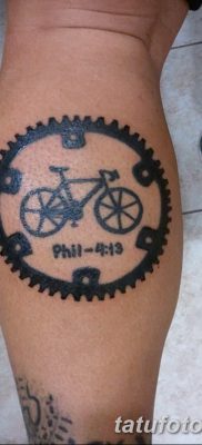 fotó egy fogaskerék tetoválásról, dátum: 2017.08.01 №160 - Fogaskerék tetoválás -
