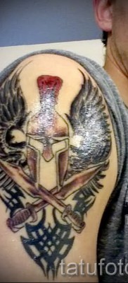 Fotó a pajzs tetoválásról 40