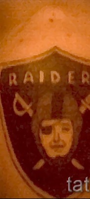 Fotó a pajzs tetoválásról 14