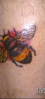 Bumblebee TATTOO # 960 - a minta hűvös változata, amely jól használható feldolgozásra és tetoválásra, mint poszméh az ujjon