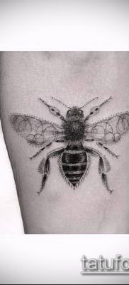 Bumblebee TATTOO # 969 - a minta hűvös változata, amely könnyen használható változtatásra és tetoválásra a poszméhről az ujján
