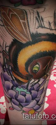Bumblebee TATTOO No. 856 - a kép hűvös változata, amely sikeresen használható a poszméh chorbinka felülvizsgálatához és tetoválásához