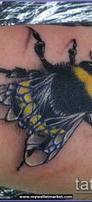 Bumblebee TATTOO No. 894 - a kép hűvös változata, amely könnyen használható felülvizsgálatra és poszméh tetoválására az ujján