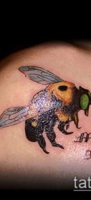 Bumblebee TATTOO # 231 - a minta hűvös változata, amely könnyen használható változtatásra és tetoválásra a poszméhről az ujján