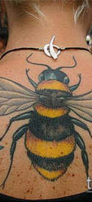 Bumblebee TATTOO No. 902 - a minta hűvös változata, amely sikeresen használható módosításra és alkalmazásra poszméhek tetoválásaként az ujján