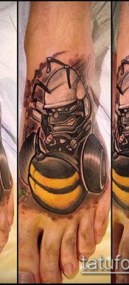 Bumblebee TATTOO No. 15 - a minta egyedi változata, amely könnyen használható felülvizsgálathoz és alkalmazáshoz, mint egy poszméh tetoválása az ujján