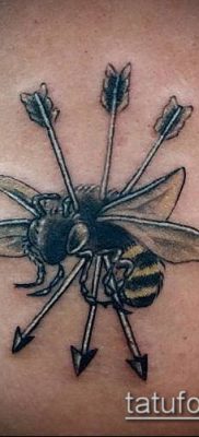 Bumblebee TATTOO No. 102 - a minta exkluzív változata, amely könnyen használható poszméh shcherbinka feldolgozásához és tetoválásához