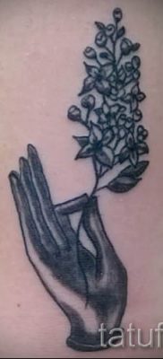 lila tetoválás fotó egy lila tetoválás jelentéséről szóló cikkhez - tatufoto.ru - 8