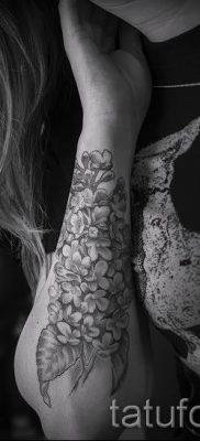 lila tetoválás fotója egy lila tetoválás jelentéséről szóló cikkhez - tatufoto.ru - 2