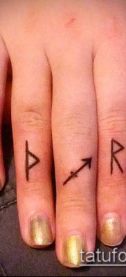 TATTOO SCANDINAVIAN RUNES №285 - en interessant version af mønsteret, som godt kan bruges til at færdiggøre og anvende skandinaviske runer som en tatovering