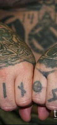 TATTOO SCANDINAVIAN RUNES # 515 - en sej version af mønsteret, der let kan bruges til ændring og tatovering af de skandinaviske runer yera